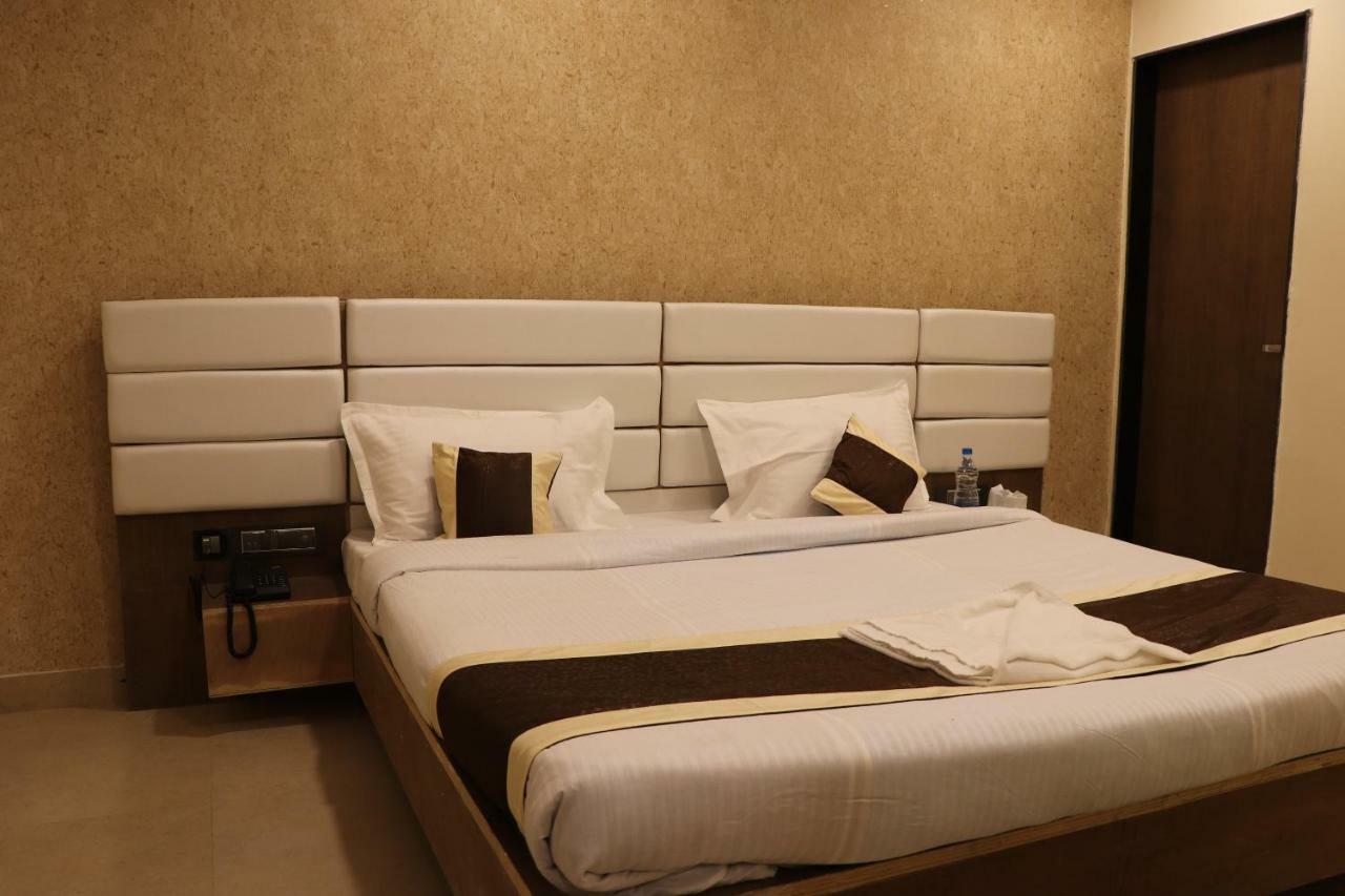 Ganesh Bhavan By Vinayak Hotels Brahmapur Kültér fotó